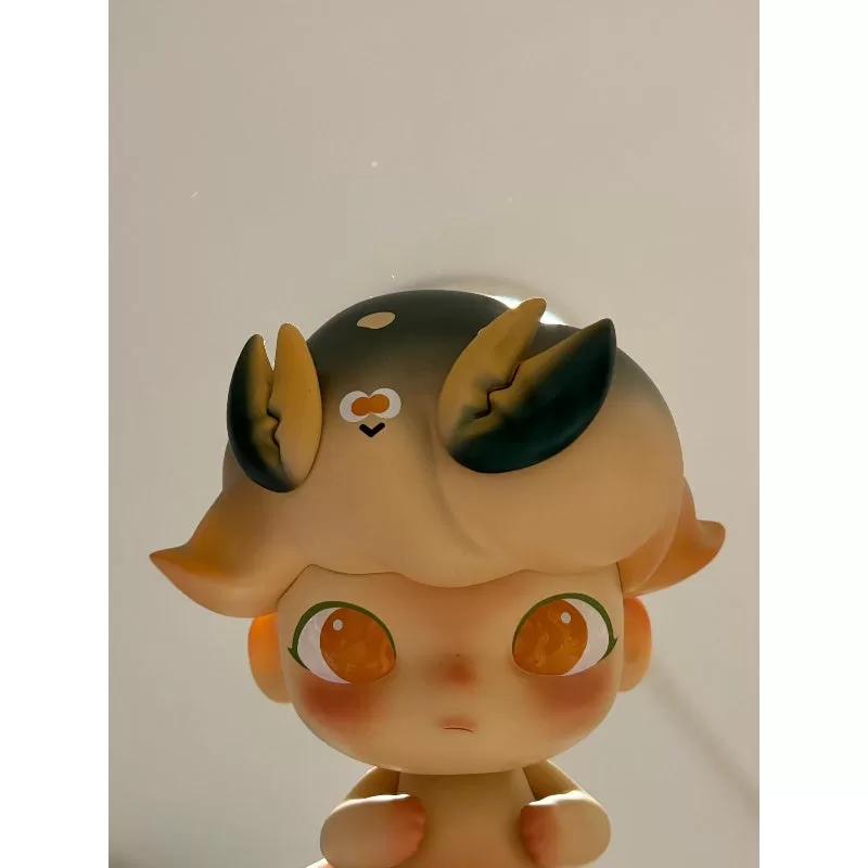 DIMOO Blue Crab Plus Limited Figure DIMOO Blue Crab Plus Limited Figure