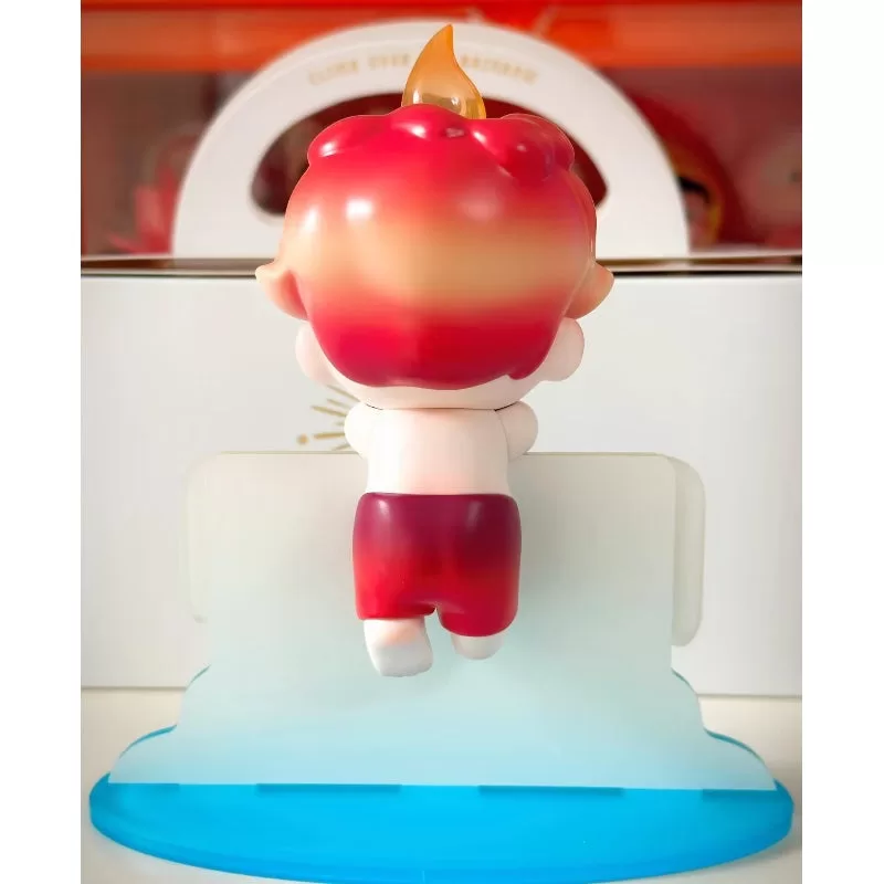 DIMOO Climb Over For Rainbow Limited Figure DIMOO Climb Over For Rainbow Limited Figure