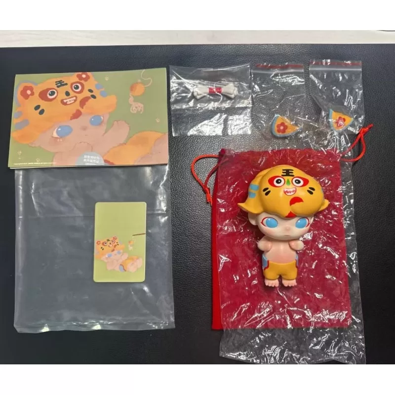 DIMOO Cloth Tiger Limited Figure DIMOO Cloth Tiger Limited Figure