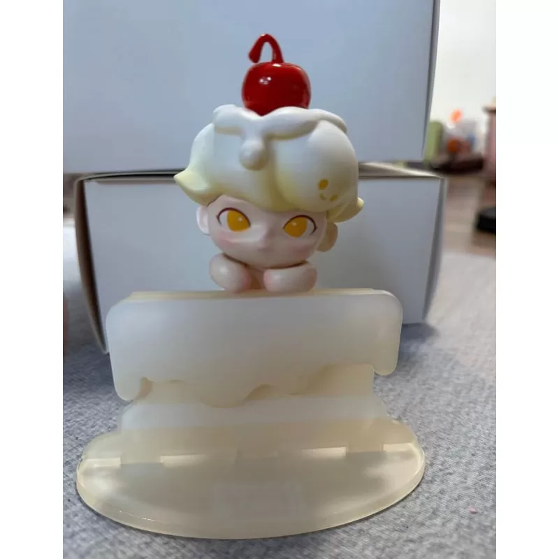 DIMOO Cream Squares Limited Figure