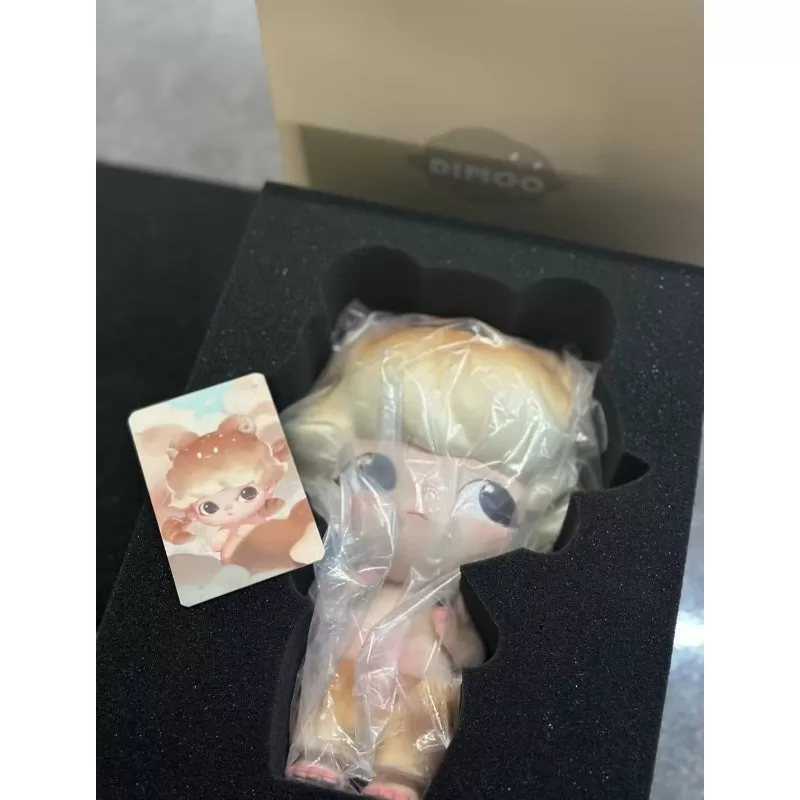 DIMOO Croissant Plus Limited Figure