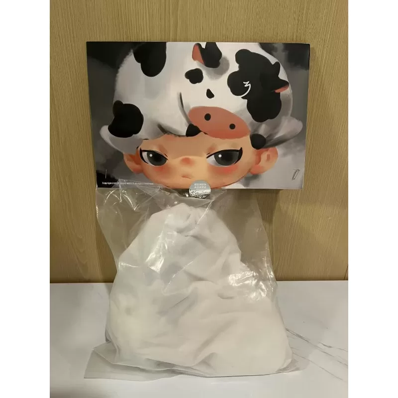 DIMOO Dairy Cow Plus Limited Figure DIMOO Dairy Cow Plus Limited Figure