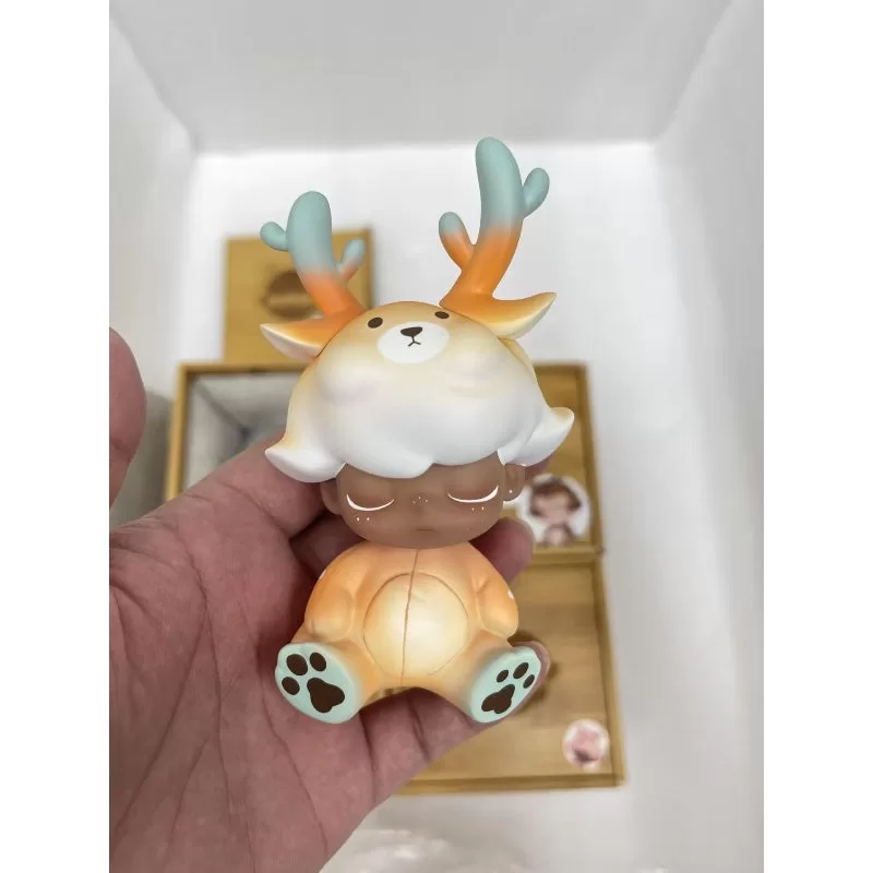 DIMOO Deer Limited Figure