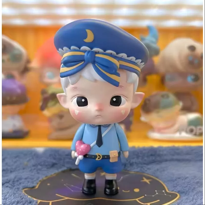 Hacipupu Little Moon Police Figurine 2021 Limited Edition