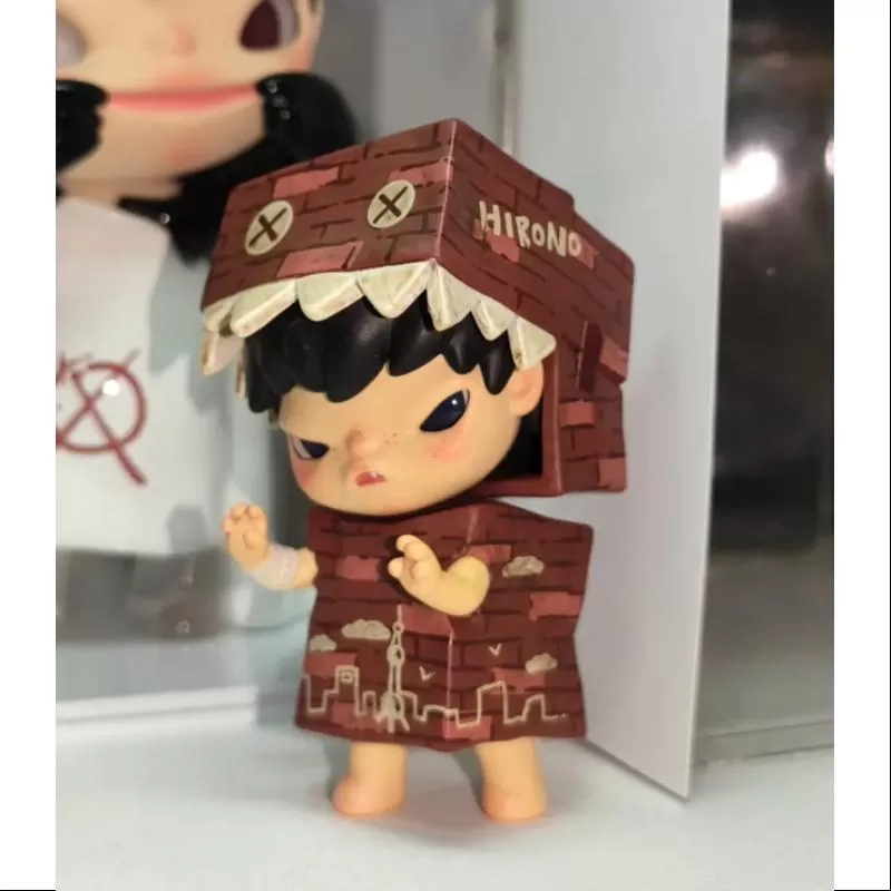 Hirono Shanghai Monster Art Toy Figurine Limited edition Hirono Shanghai Monster Art Toy Figurine Limited edition