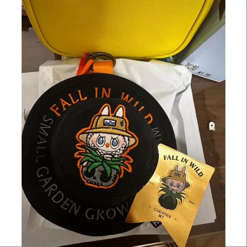 Labubu FALL IN WILD Bucket Hat Mini Bag Blind Box series SECRET GARDENER Labubu FALL IN WILD Bucket Hat Mini Bag Blind Box series SECRET GARDENER