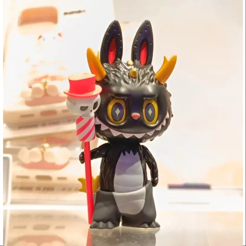 Labubu Pop Mart Loong Presents the Treasure Series FLYING LOONG special ver.(1/144) Labubu Pop Mart Loong Presents the Treasure Series FLYING LOONG special ver.(1/144)