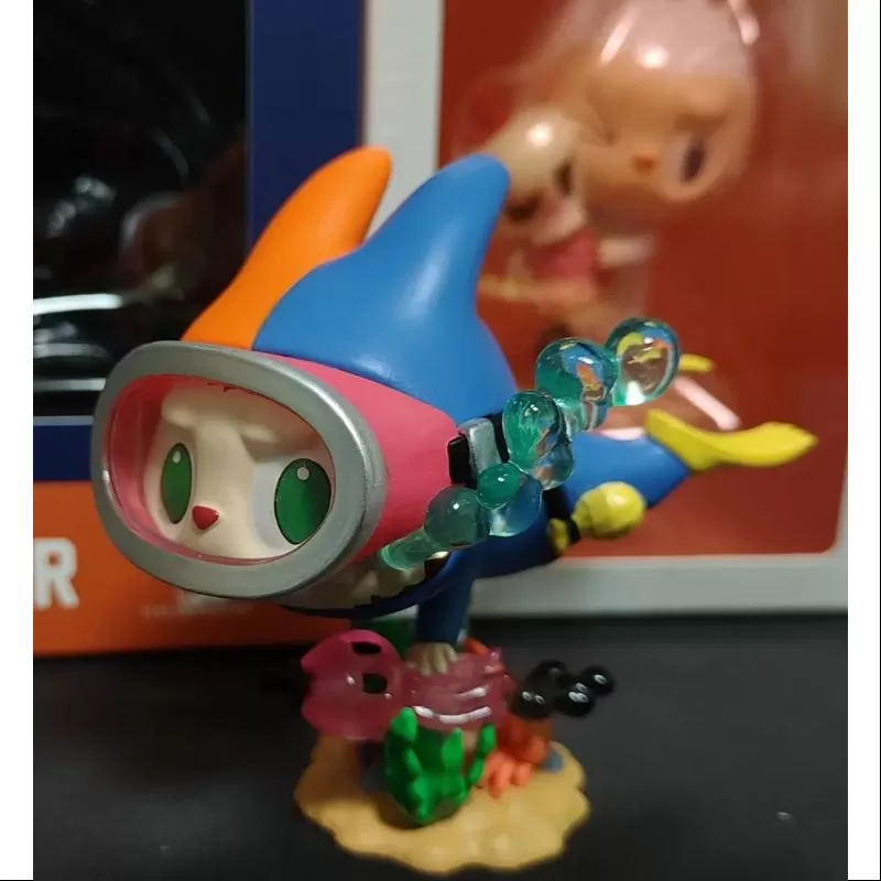 Labubu THE MONSTERS DIVER FIGURE LIMITED