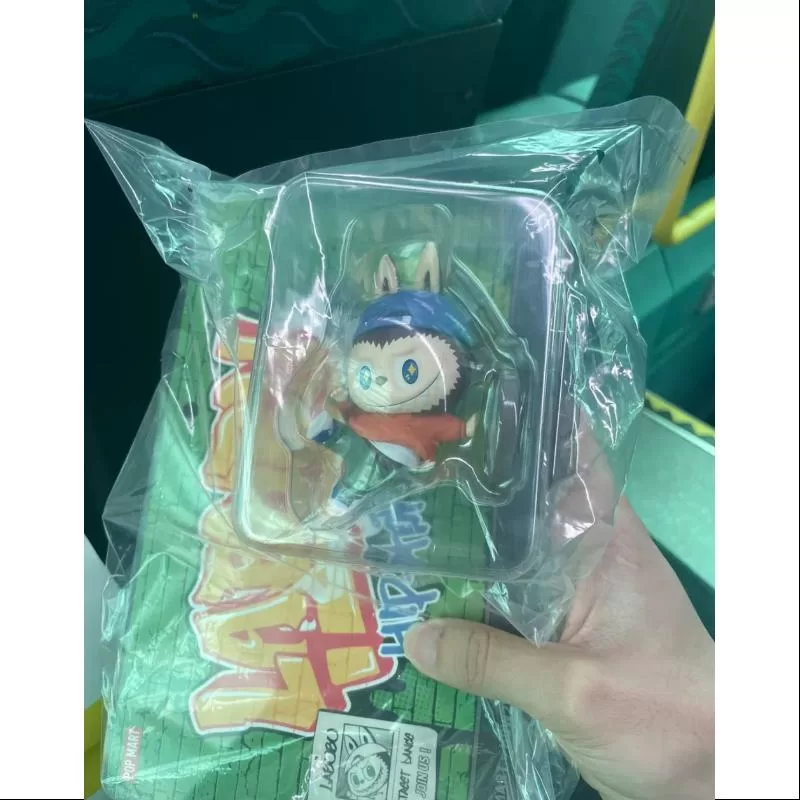 Labubu THE MONSTERS HIP HOP GIRL FIGURE LIMITED
