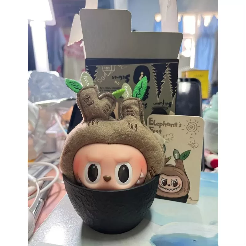 Labubu THE MONSTERS NAUGHTY PLANTS Vinyl Face Series Elephant’s Foot