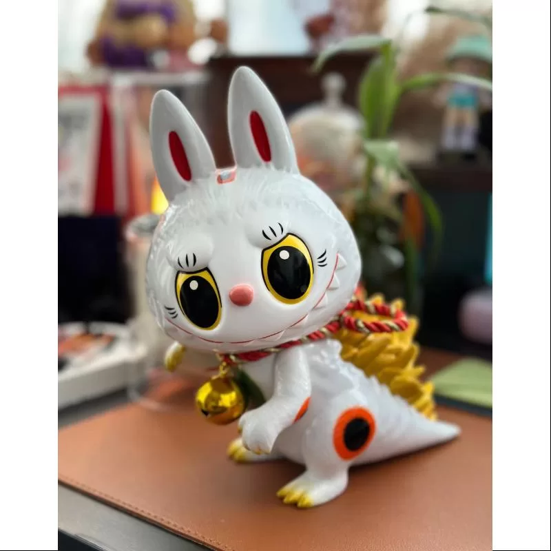 Labubu The Monsters Gojimomo Maneki LIMITED