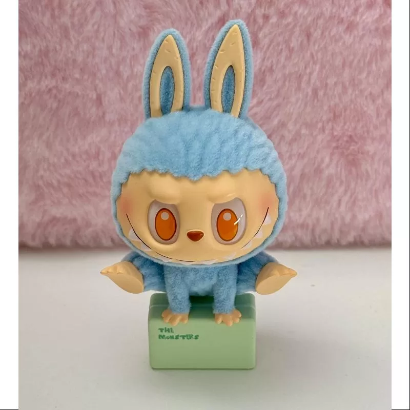 Labubu The Monsters Lazy Yoga Series Show Off