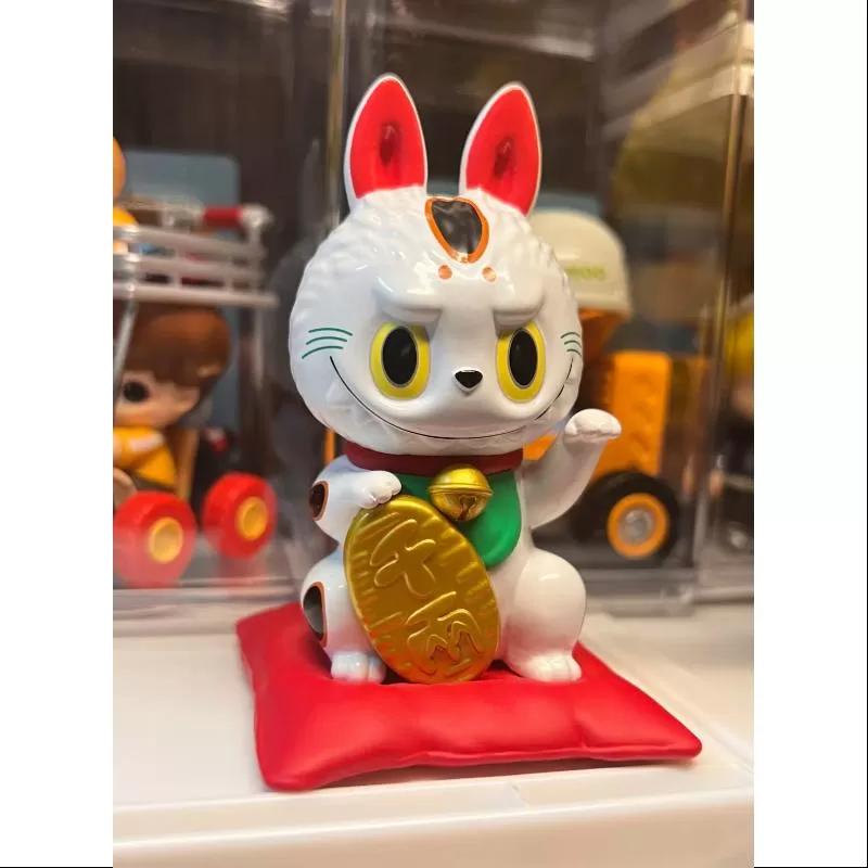 Labubu The Monsters Lucky Cat Manekl Japanese LIMITED