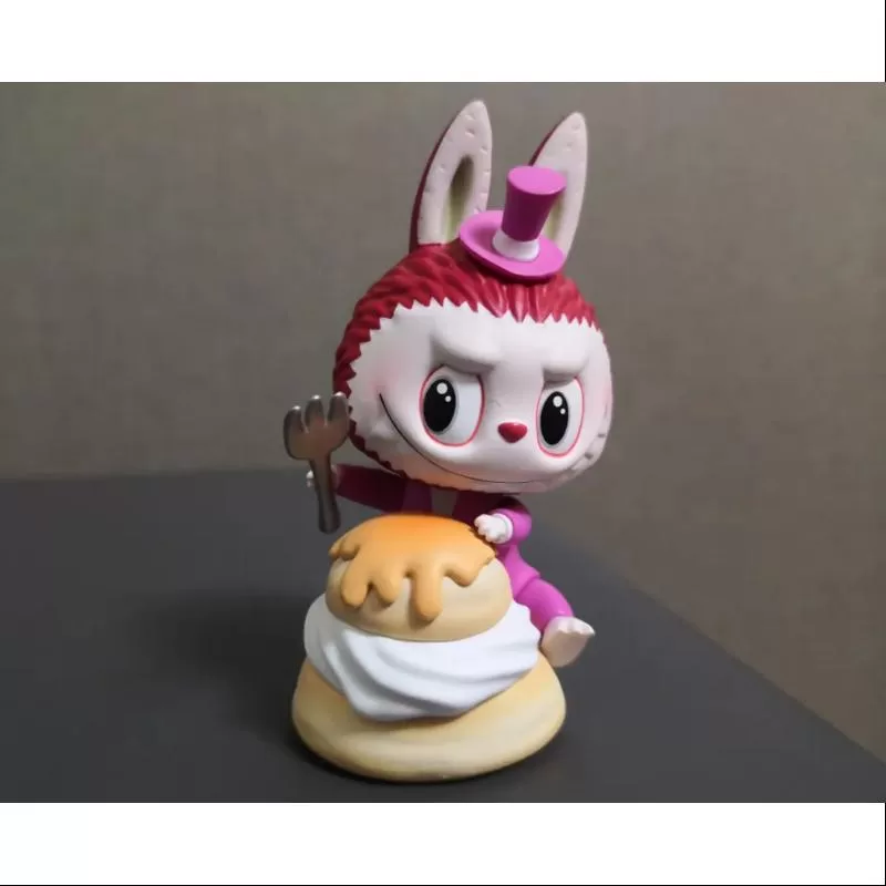 Labubu The Monsters Patisserie Series Eclair