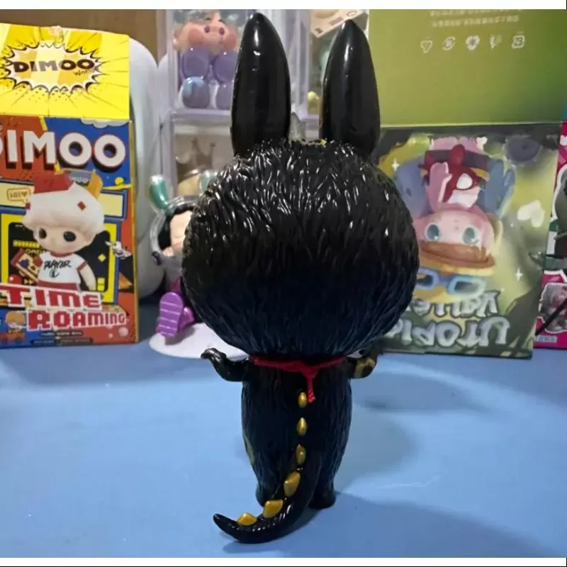 Labubu The Monsters The Little Monsters Zimomo Series 4 Maneki Black Ver.