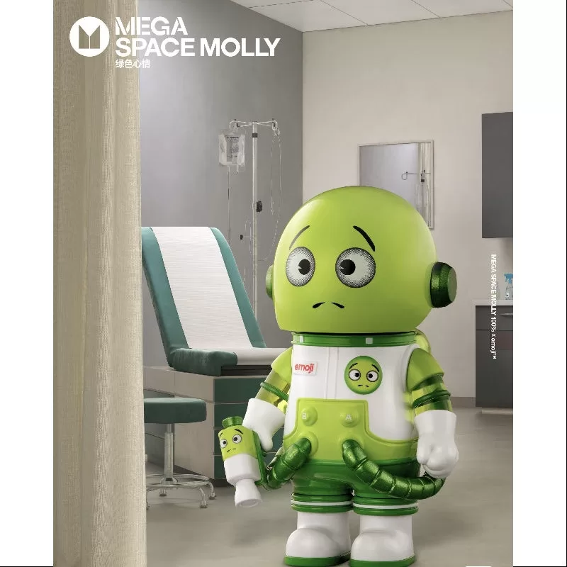 MEGA SPACE MOLLY 100% X emoji Series ALL IN GREEN