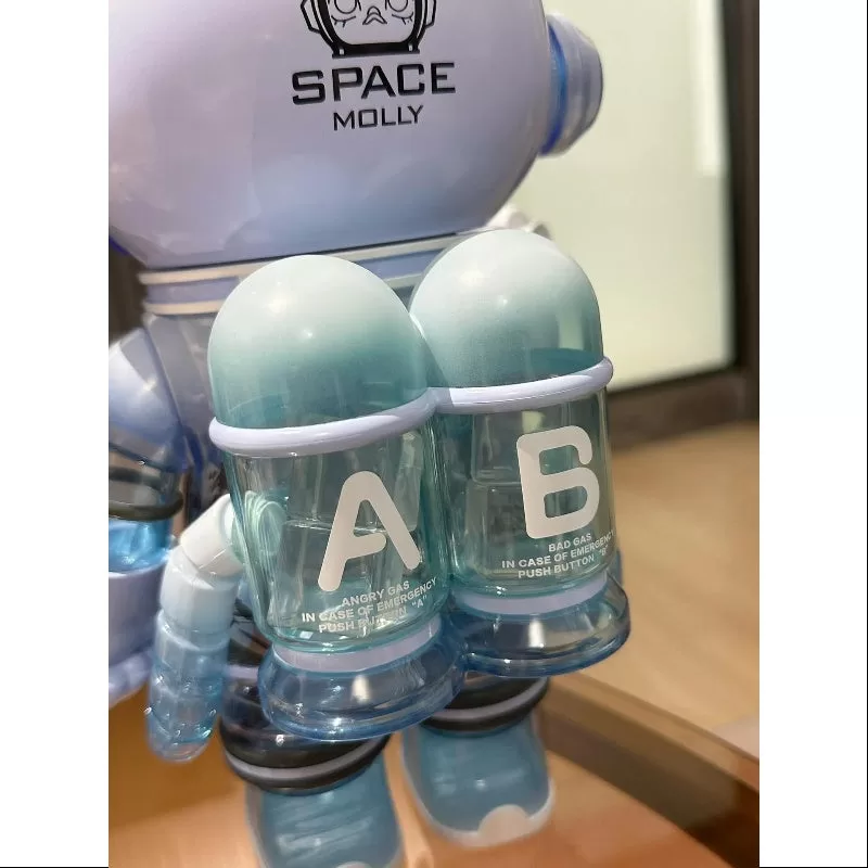 MEGA SPACE MOLLY 400% Glacier 2023 LIMITED MEGA SPACE MOLLY 400% Glacier 2023 LIMITED