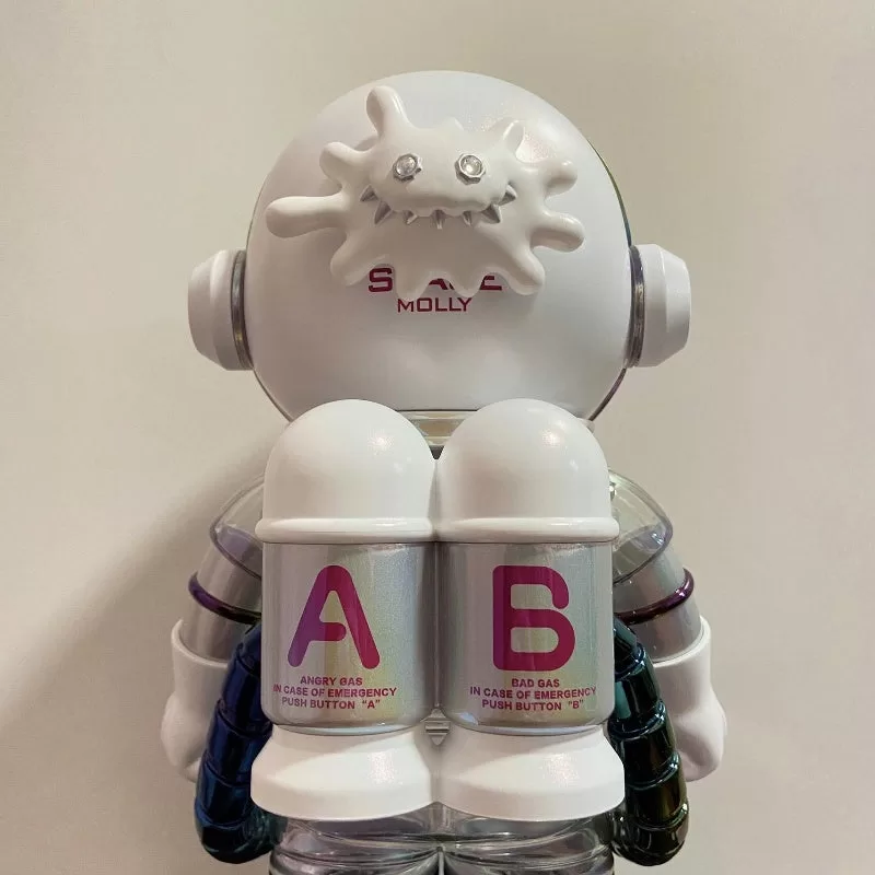 MEGA SPACE MOLLY 400% INSTINCTOY 2022 LIMITED MEGA SPACE MOLLY 400% INSTINCTOY 2022 LIMITED