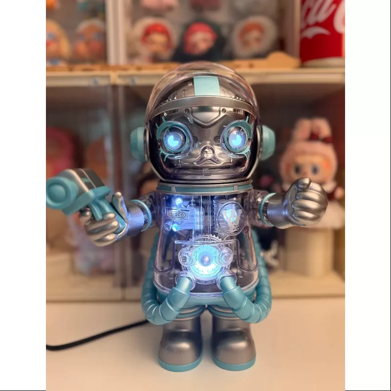 MEGA SPACE MOLLY 400% Robot 2025 Limited Edition