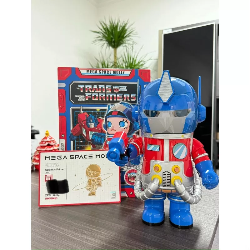 MEGA SPACE MOLLY 400% Transformers Optimus Prime 2025 Limited Edition