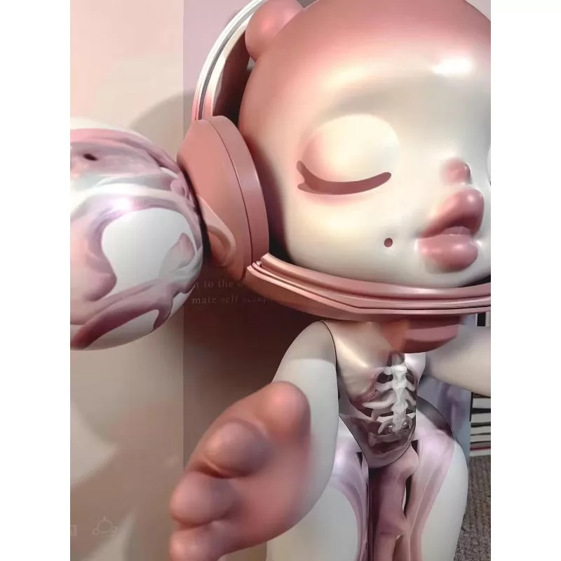 MEGA α SKULLPANDA Entangled 1000% Limited Figurine MEGA α SKULLPANDA Entangled 1000% Limited Figurine