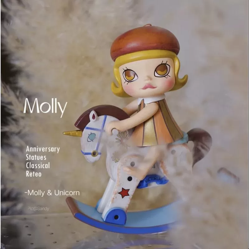 MOLLY Anniversary Statues Classical Retro Series 1 MOLLY u0026 Unicorn(golden childhood ver.)