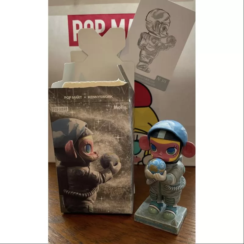 MOLLY Anniversary Statues Classical Retro Series 1 Twinkle Twinkle Little Earth