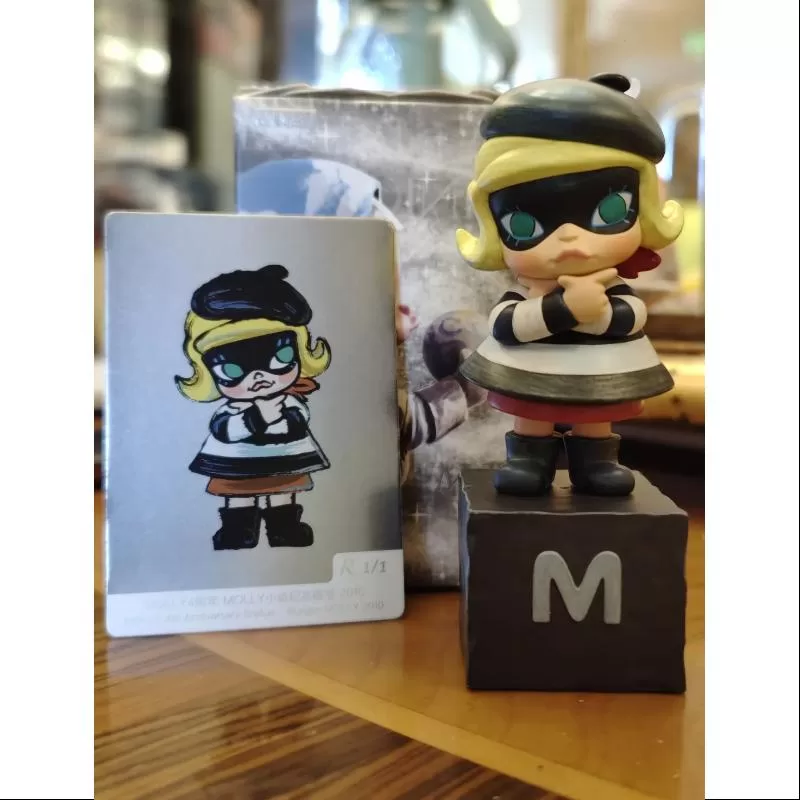 MOLLY Anniversary Statues Classical Retro Series 1 secret Burglar MOLLY（1/120)