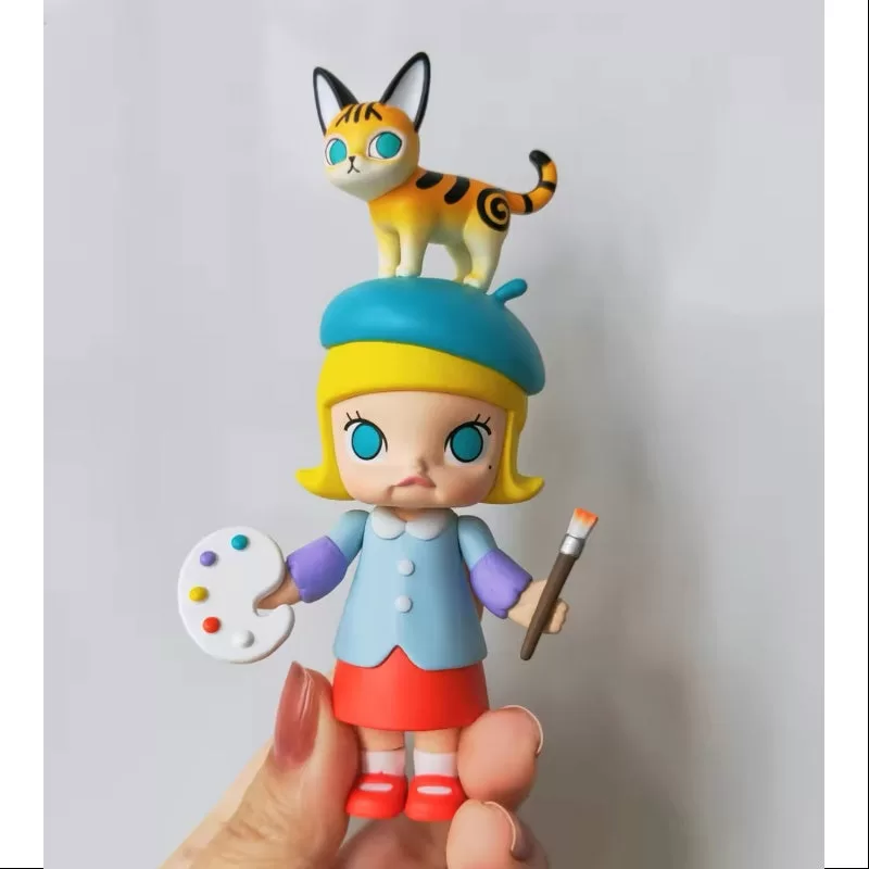 MOLLY Auction Series Molly