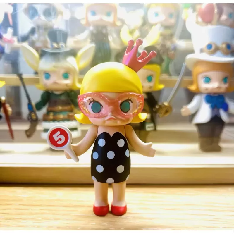 MOLLY Auction Series Molly S no.5