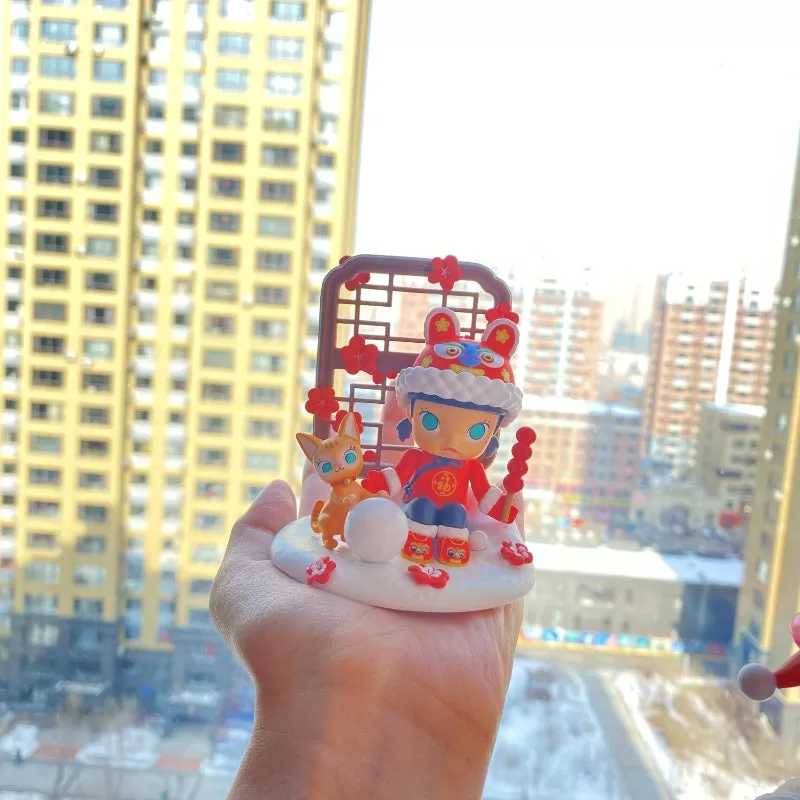MOLLY Auspicious Snow Figurine 2021 Limited Edition