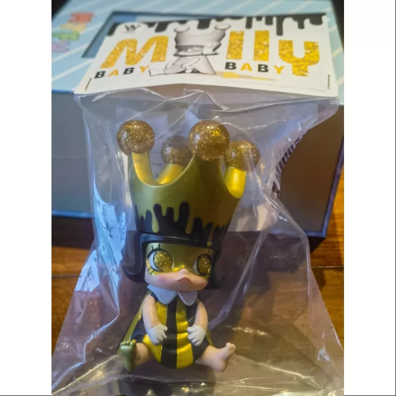 MOLLY Baby Molly Gold Stains Figurine 2016 Limited Edition