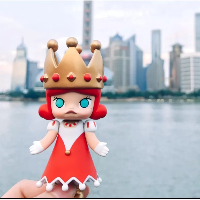 MOLLY Chess Series QUEEN RED