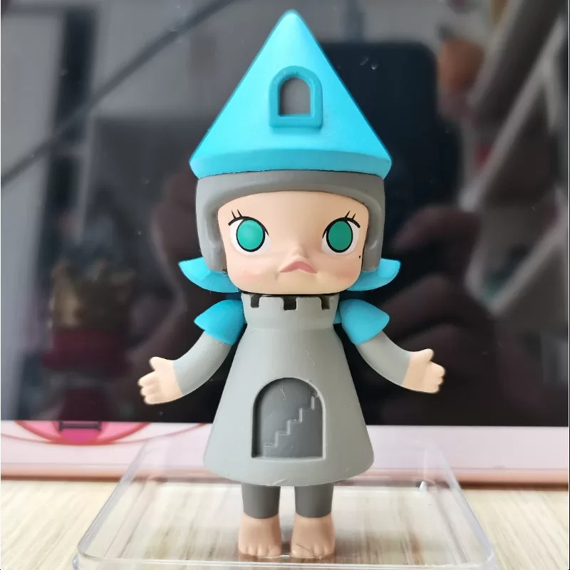 MOLLY Chess Series Whole Set Opened