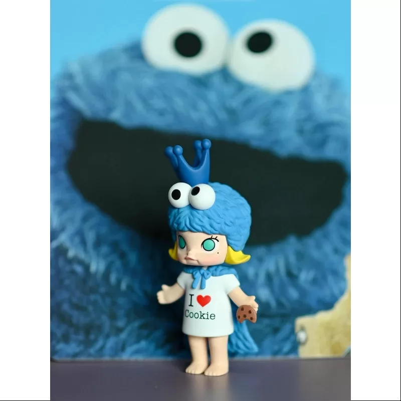 MOLLY Cookie Monster Figurine 2020 Limited Edition MOLLY Cookie Monster Figurine 2020 Limited Edition