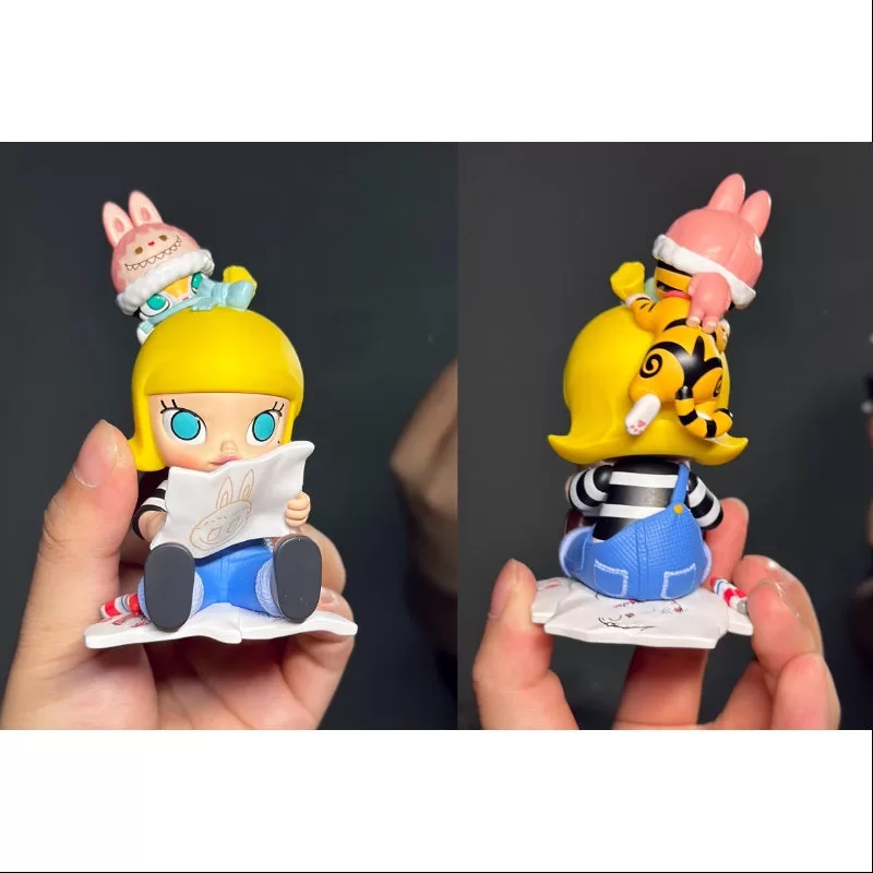 MOLLY Finding Mokoko Series Painter’s Help