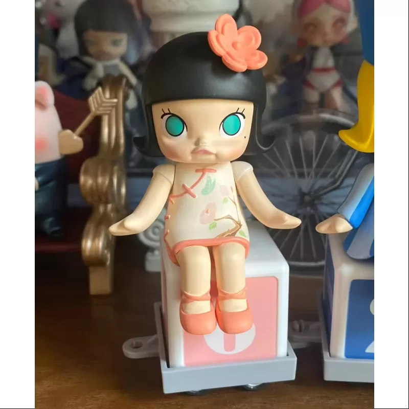 MOLLY Happy Train Party Series Singer Molly White