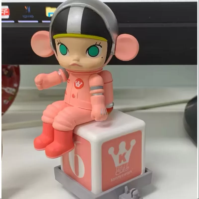 MOLLY Happy Train Party Series Space Molly Pink