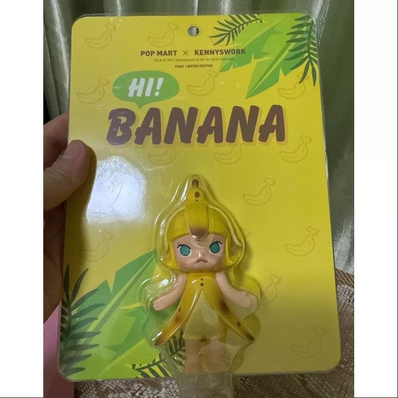 MOLLY Hi Banana Figurine 2017 Limited Edition