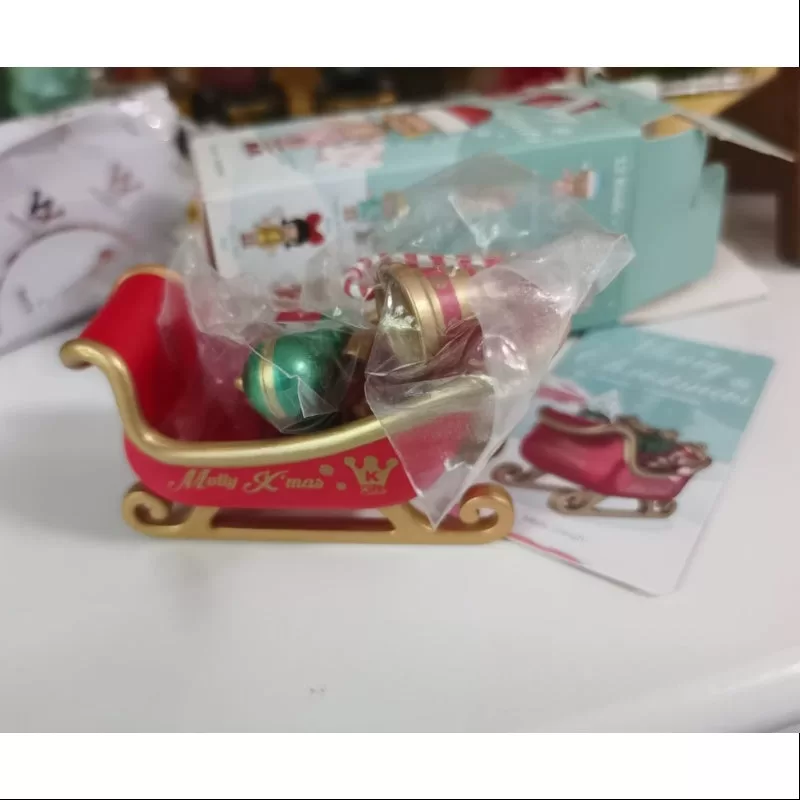 MOLLY Merry Christmas 2017 Series Secret Christmas car(1/144) MOLLY Merry Christmas 2017 Series Secret Christmas car(1/144)