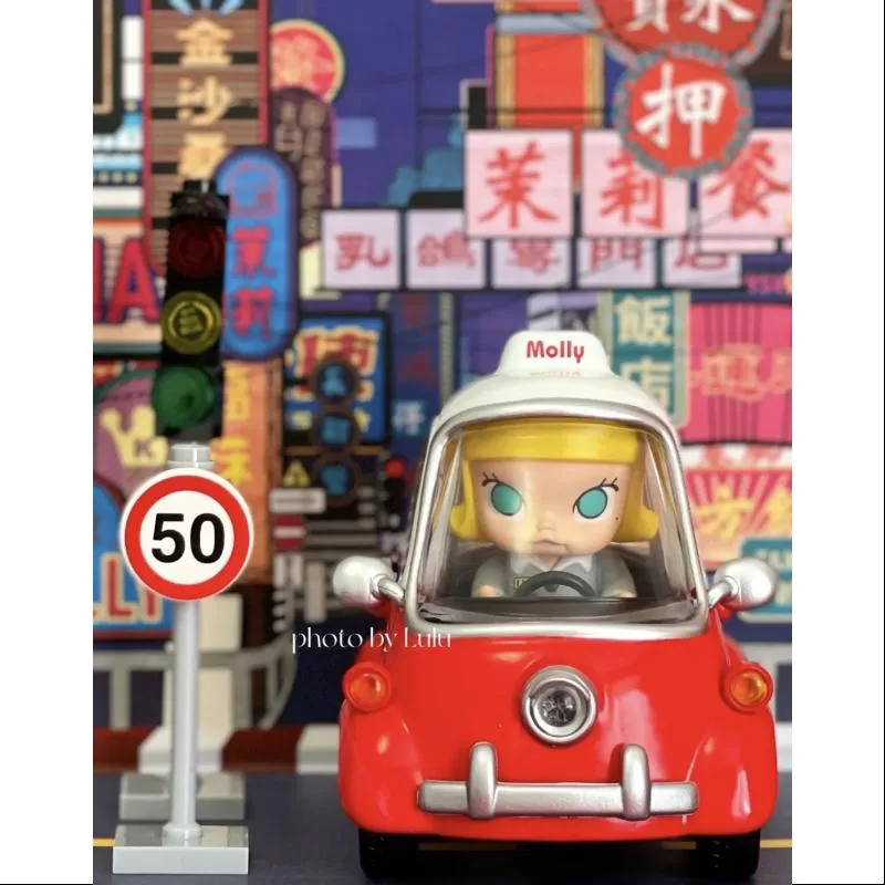 MOLLY Pop Mart PopCar Super Track Series secret MOLLY MINI TAXI(1/120)