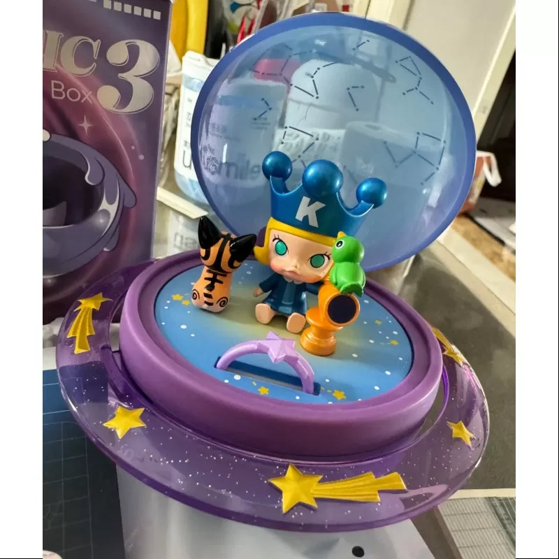 MOLLY Pop Mart Romantic Ring Box Series 3 Molly Galactic Heart