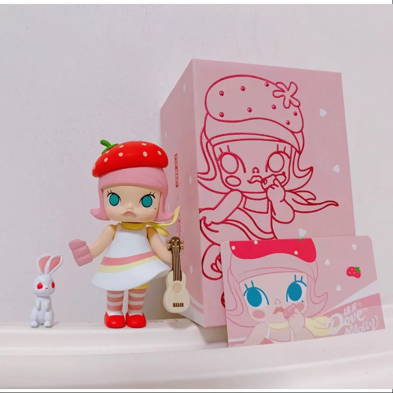 MOLLY Strawberry White Chocolate 2020 Limited Edition