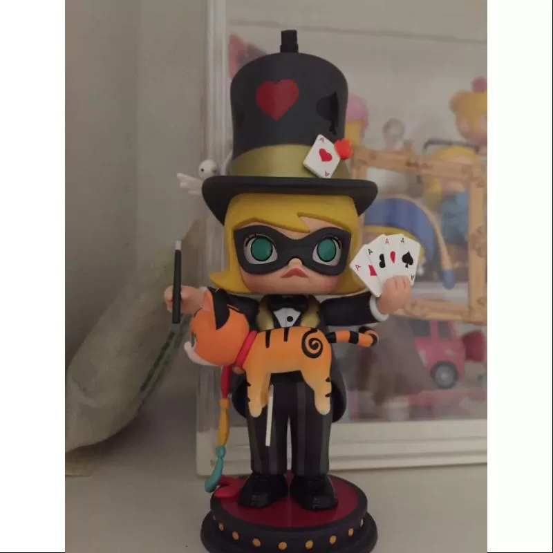 MOLLY The Great Magician X KENNYSWORK Limited edition