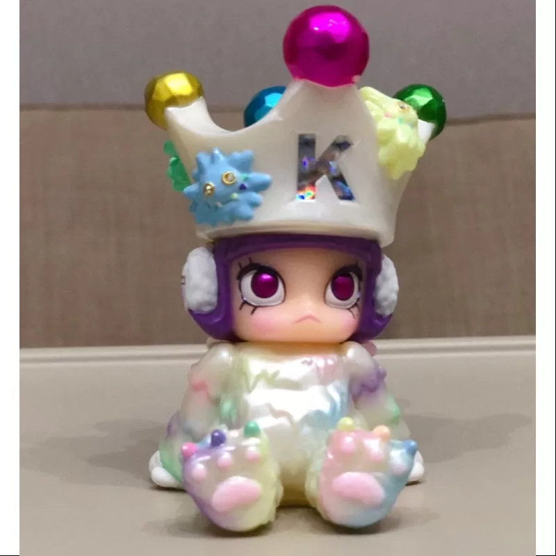 MOLLY X Instinctoy Baby Erosion Molly White 2019 Limited Edition