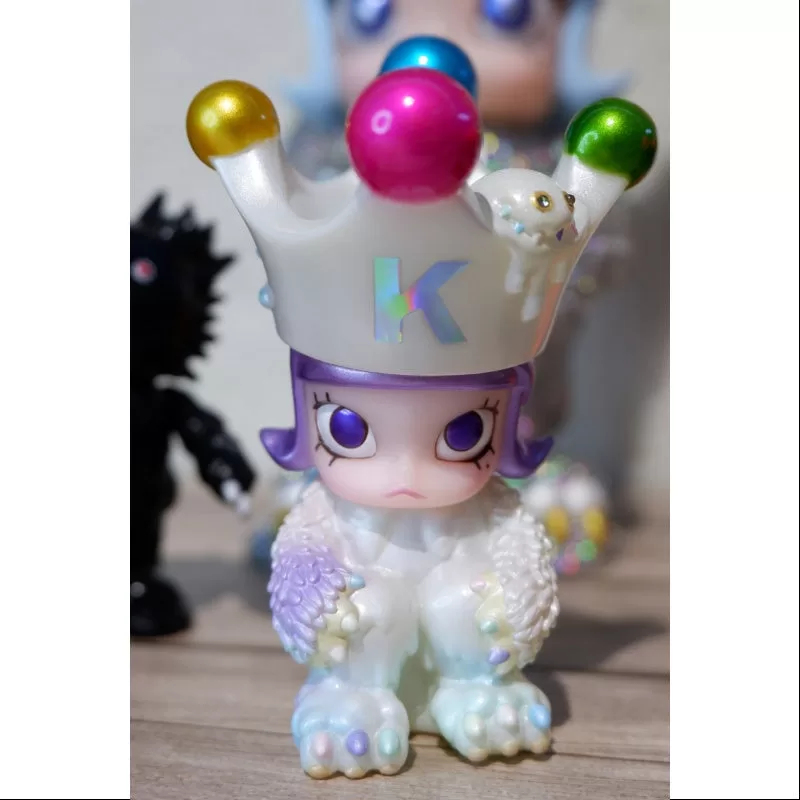 MOLLY X Instinctoy Mini Erosion Molly White Colorful 2017 Limited Edition