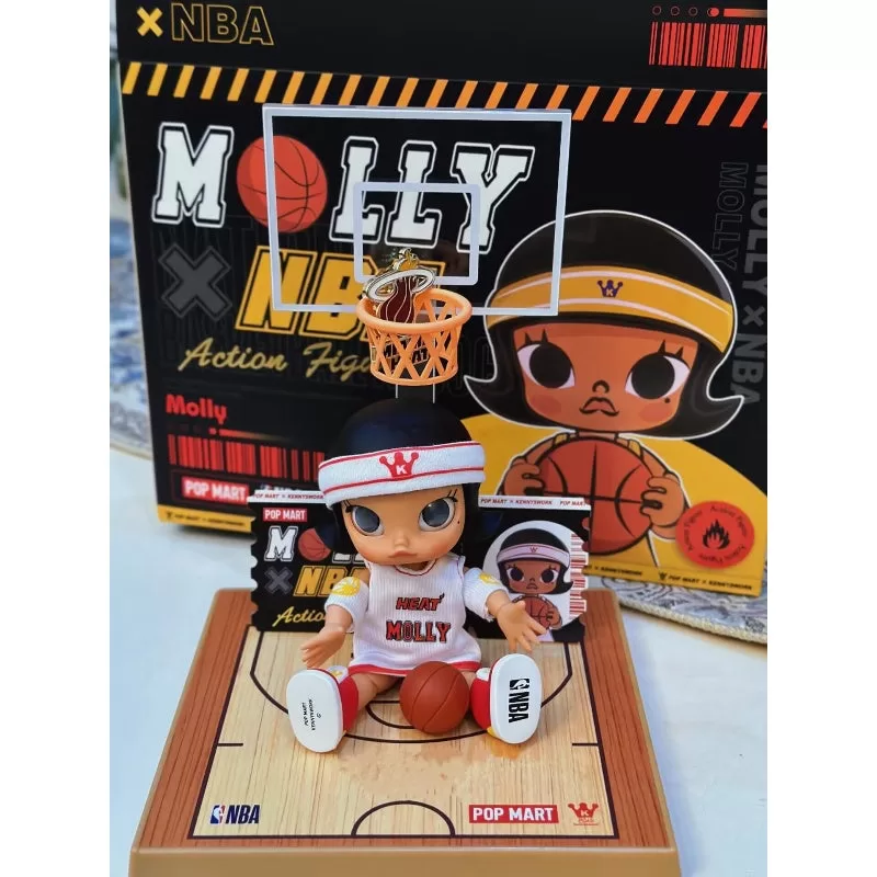 MOLLY x NBA Action Figure Miami Heat MOLLY x NBA Action Figure Miami Heat