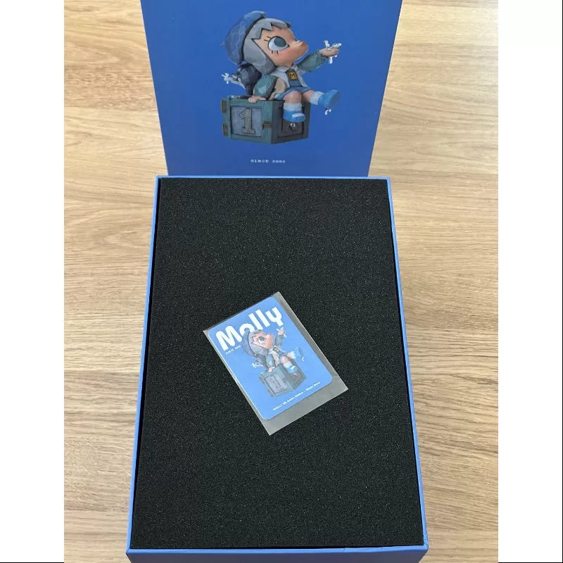 MOLLY x Silent Trick Molly 1st Anniversary Statue Silent Blue 2024 LIMITED MOLLY x Silent Trick Molly 1st Anniversary Statue Silent Blue 2024 LIMITED