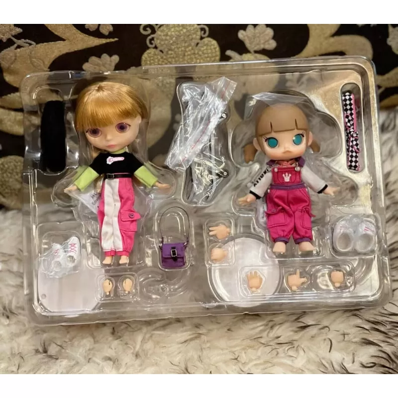 Molly x Blythe Sliding Action Figure Set