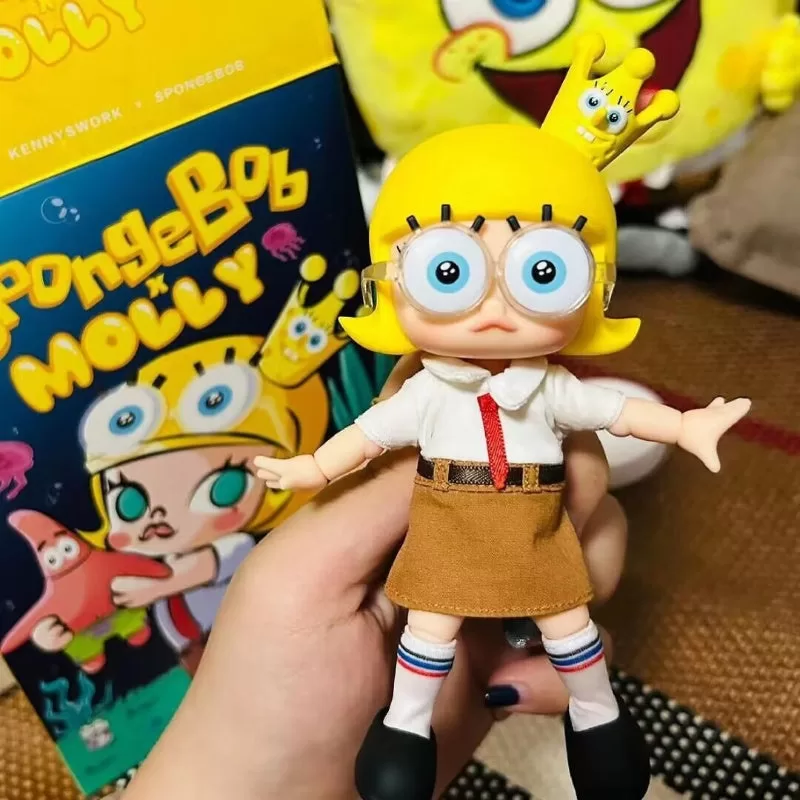 Molly x SpongBob Action Figure Molly x SpongBob Action Figure